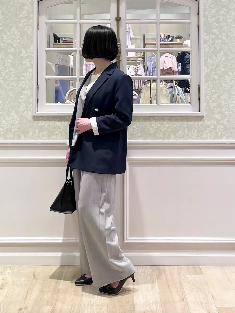 ANY MIKA コーディネート画像