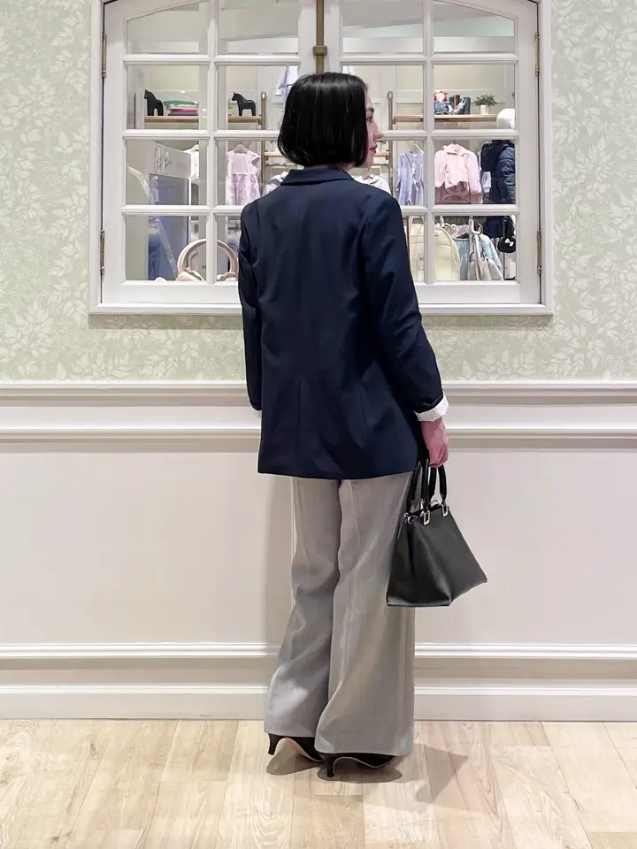 ANY MIKA コーディネート画像