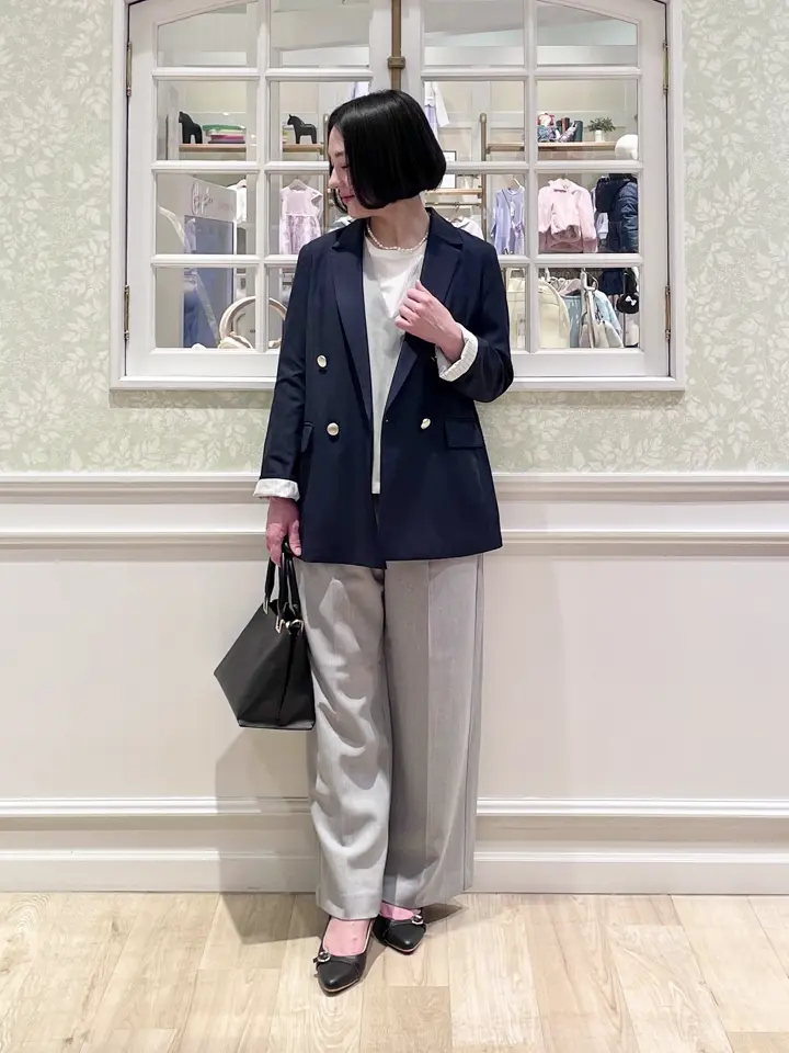 ANY MIKA コーディネート画像