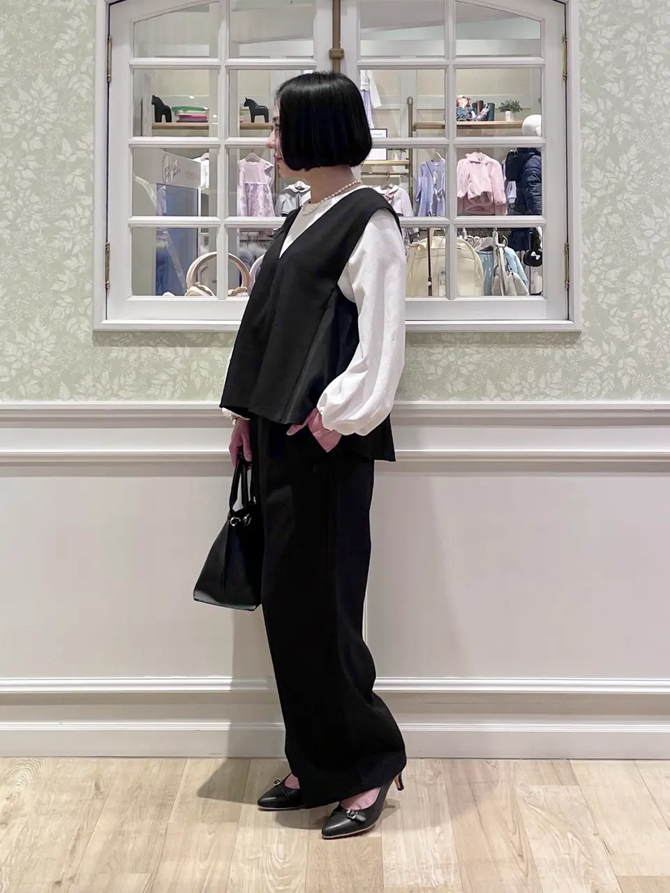 ANY MIKA コーディネート画像