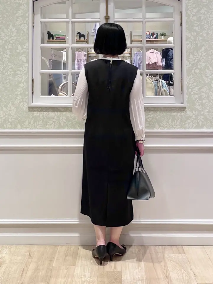 ANY MIKA コーディネート画像