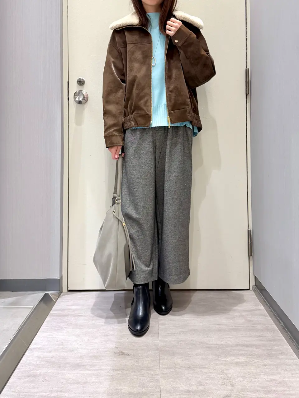 ANY 金井 コーディネート画像