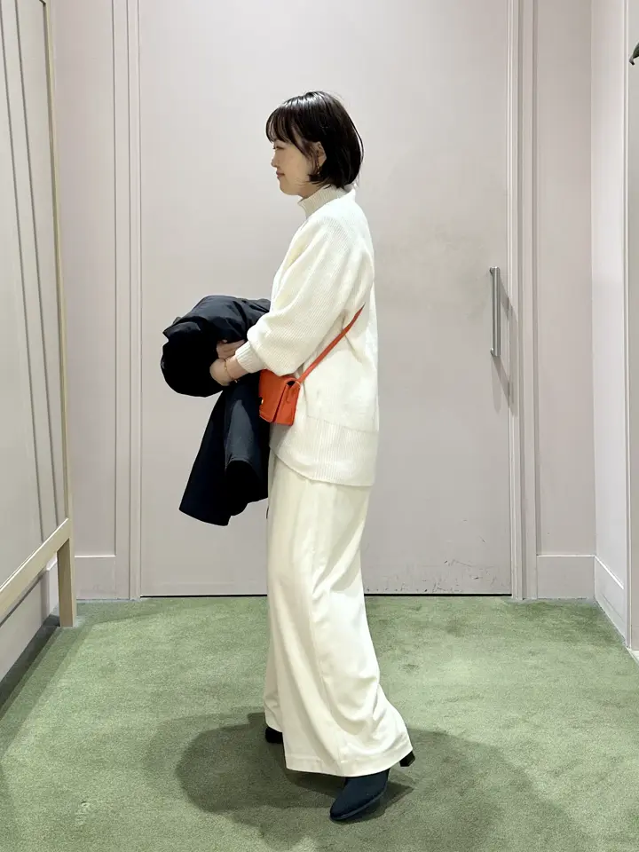 ANY フジコ コーディネート画像