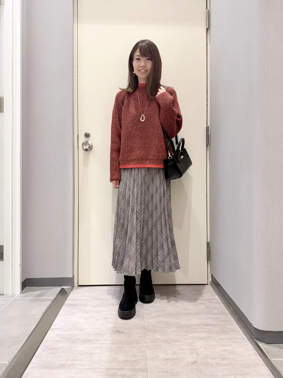 ANY 金井 コーディネート画像