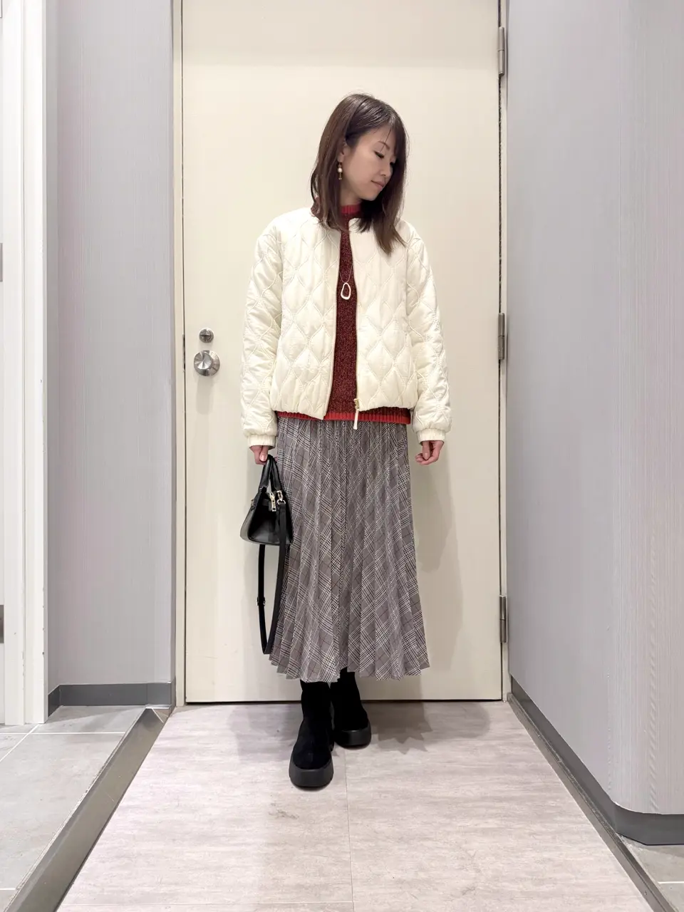 ANY 金井 コーディネート画像