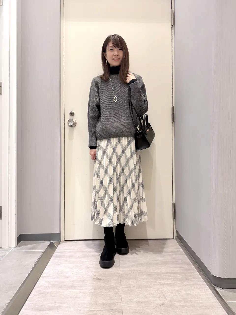 ANY 金井 コーディネート画像