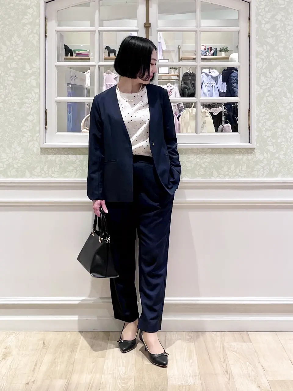 ANY MIKA コーディネート画像