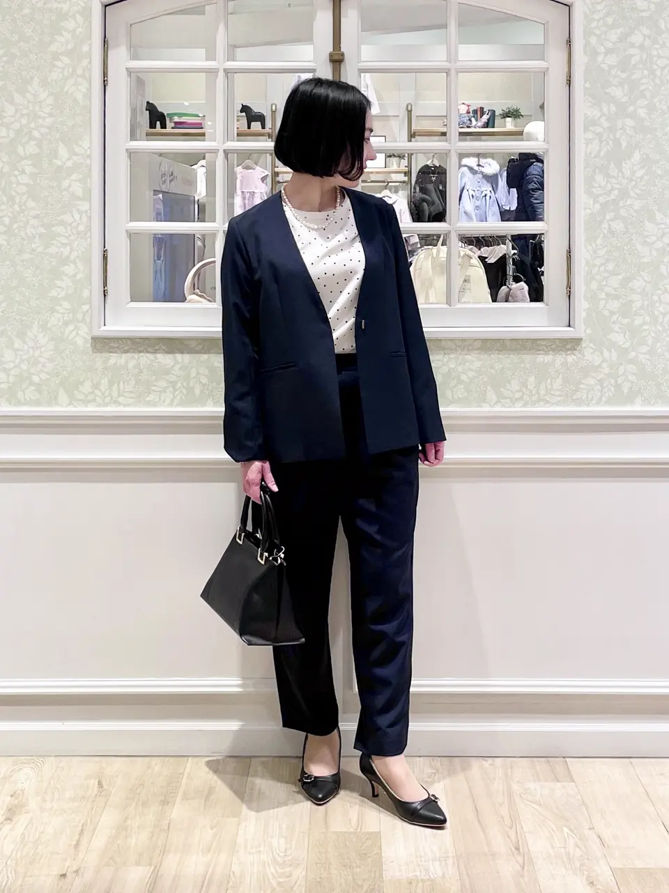 ANY MIKA コーディネート画像