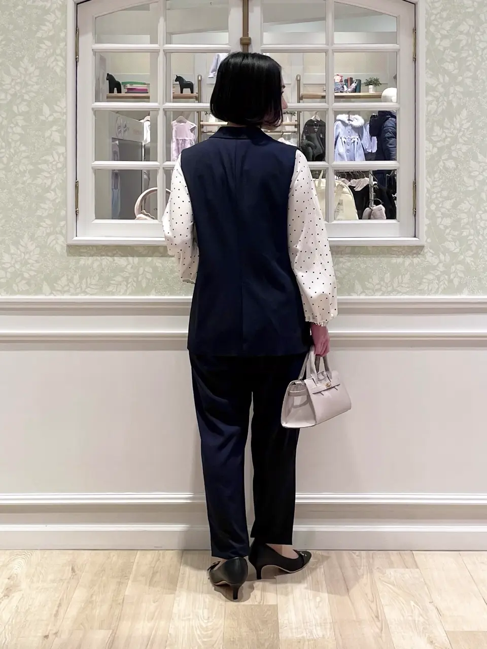 ANY MIKA コーディネート画像