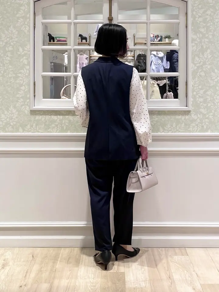 ANY MIKA コーディネート画像