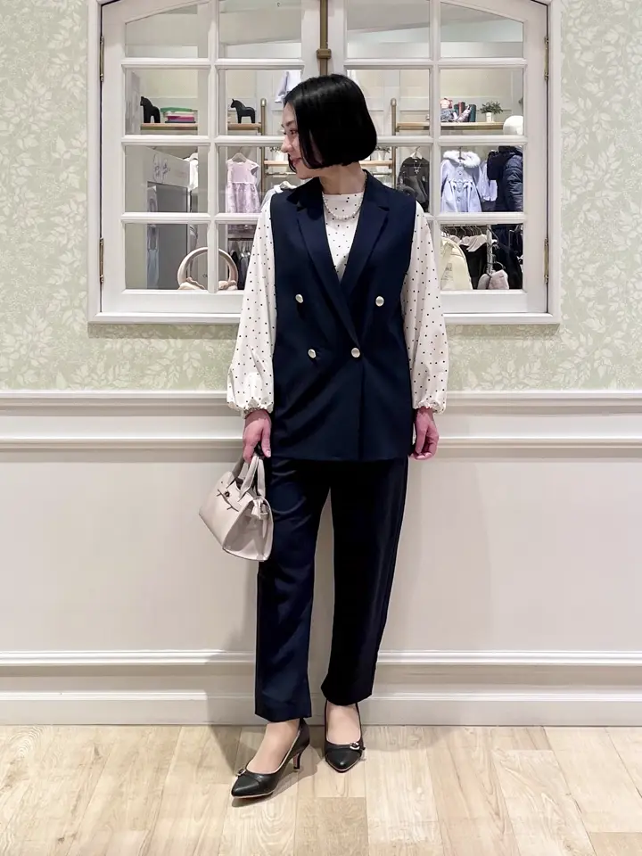 ANY MIKA コーディネート画像