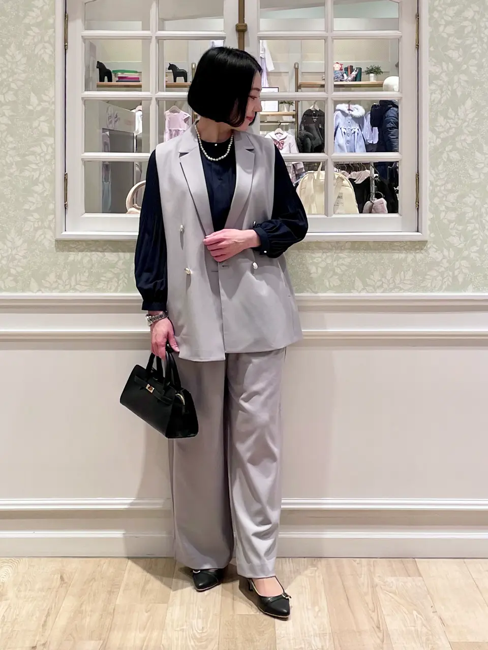 ANY MIKA コーディネート画像