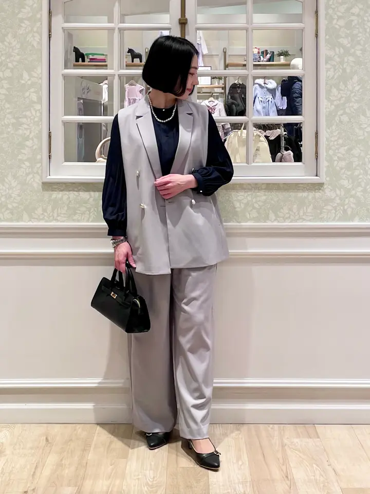 ANY MIKA コーディネート画像