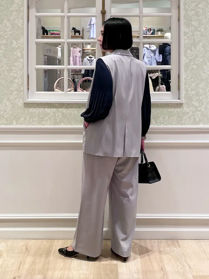 ANY MIKA コーディネート画像