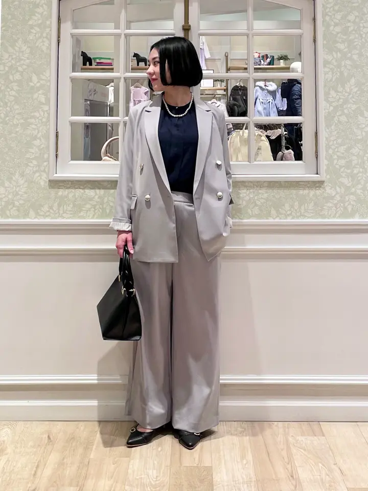 ANY MIKA コーディネート画像