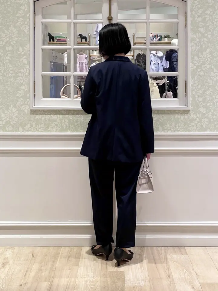 ANY MIKA コーディネート画像