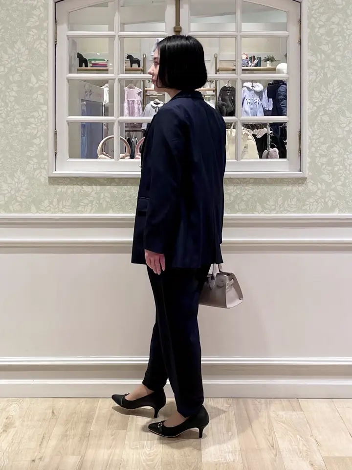 ANY MIKA コーディネート画像