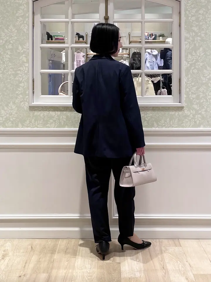 ANY MIKA コーディネート画像