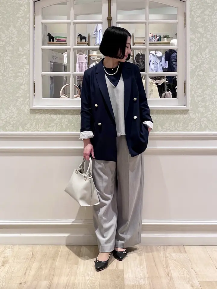 ANY MIKA コーディネート画像