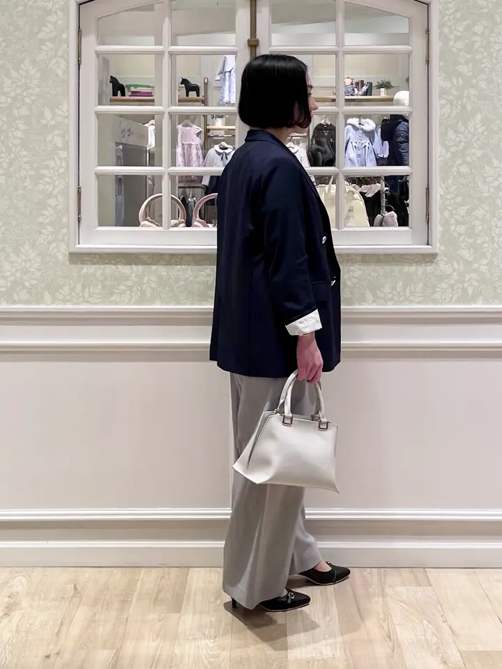 ANY MIKA コーディネート画像