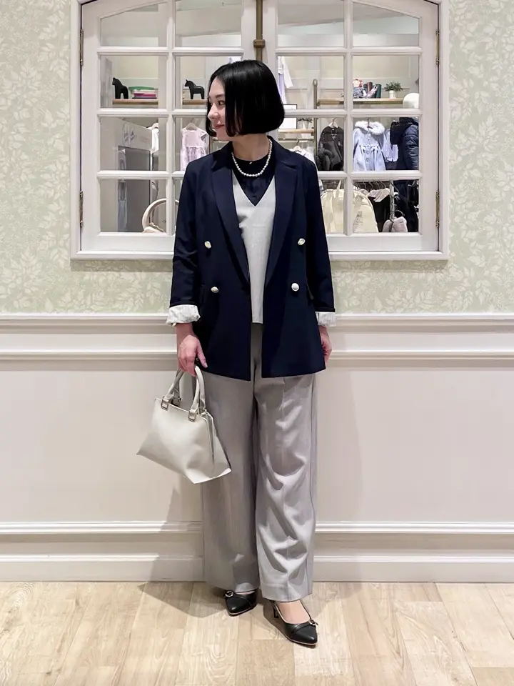 ANY MIKA コーディネート画像