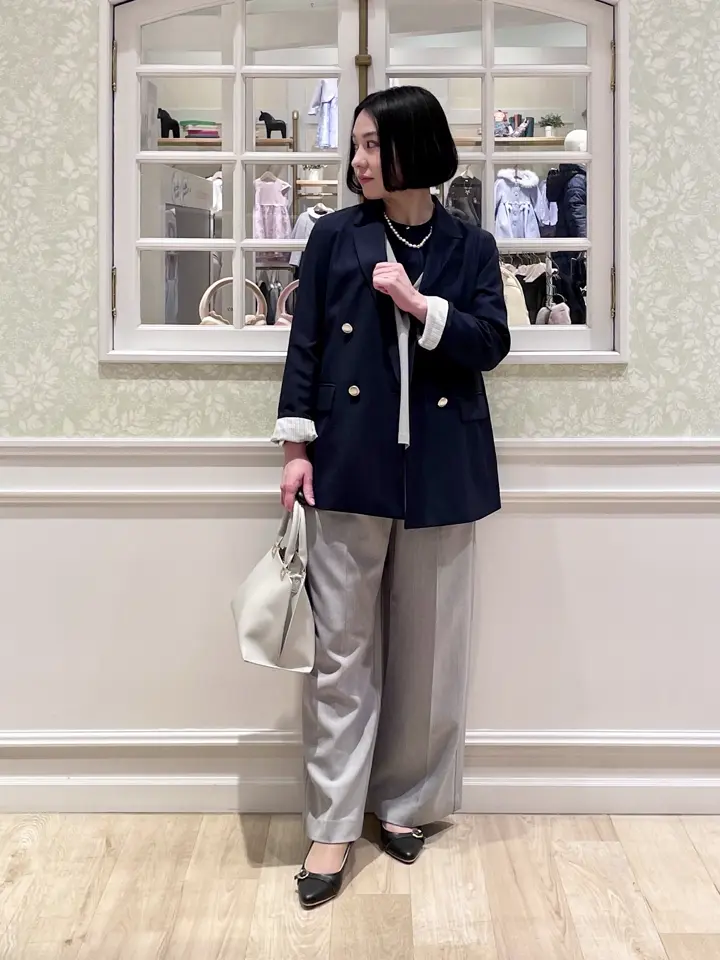 ANY MIKA コーディネート画像