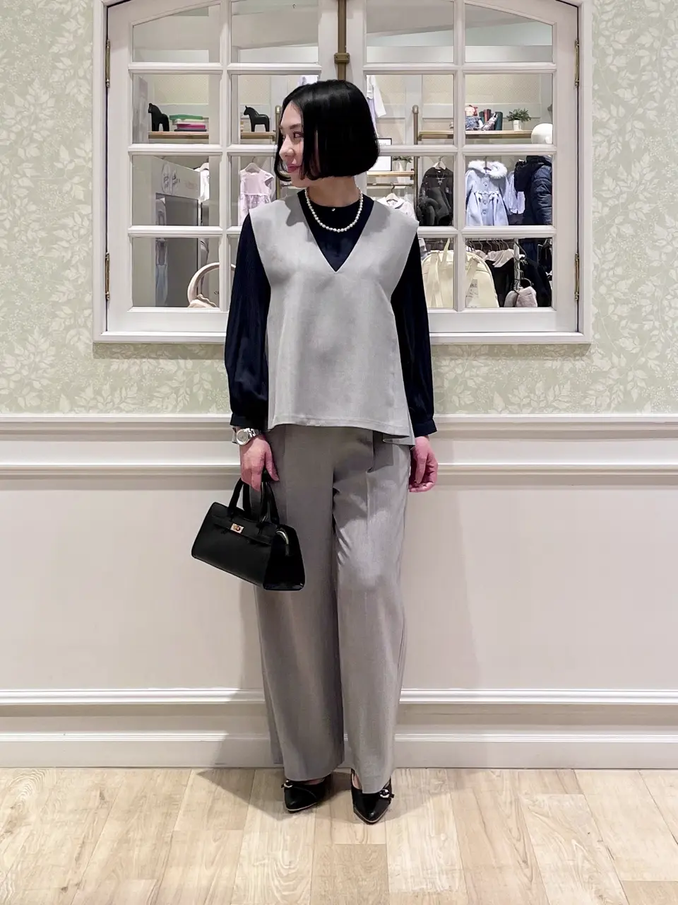  MIKA コーディネート画像