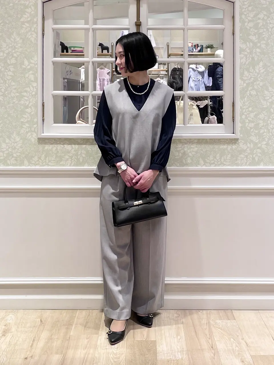 ANY MIKA コーディネート画像