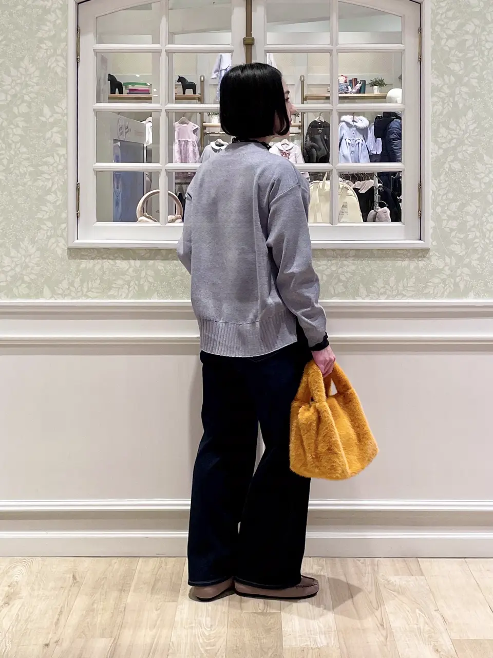 ANY MIKA コーディネート画像