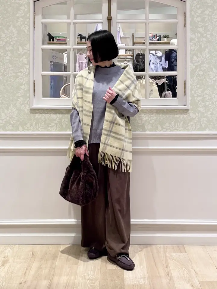 ANY MIKA コーディネート画像