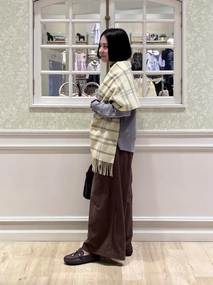 ANY MIKA コーディネート画像