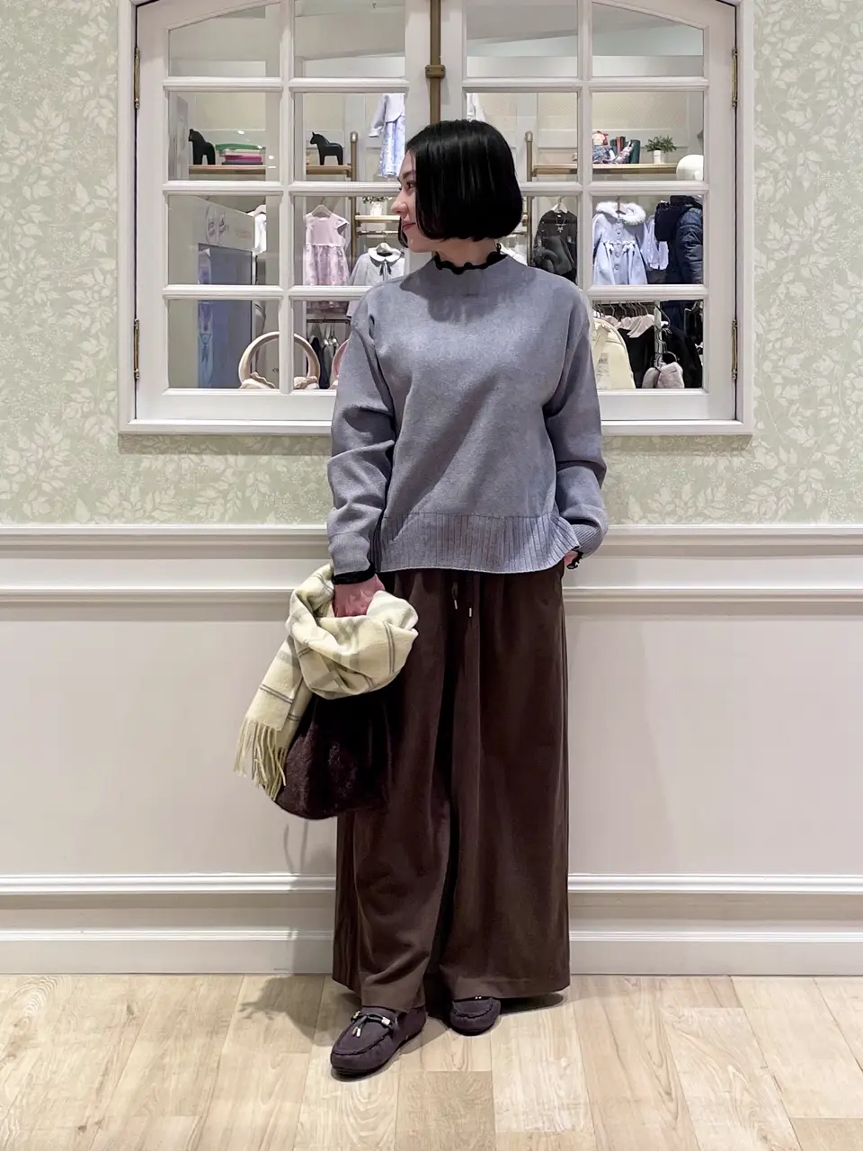 ANY MIKA コーディネート画像