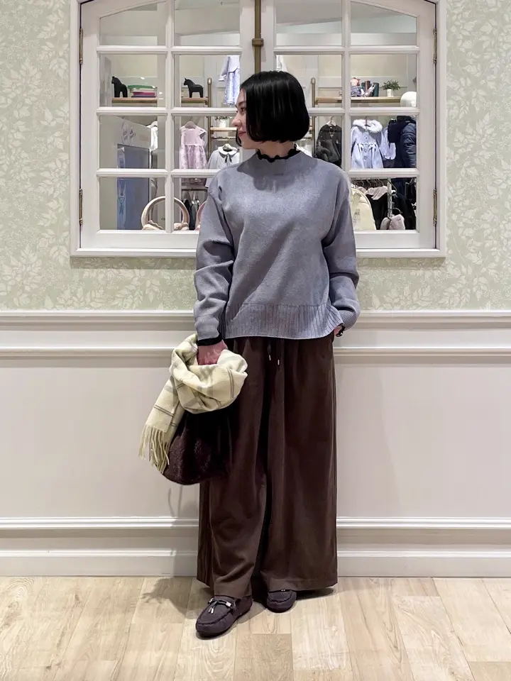 ANY MIKA コーディネート画像