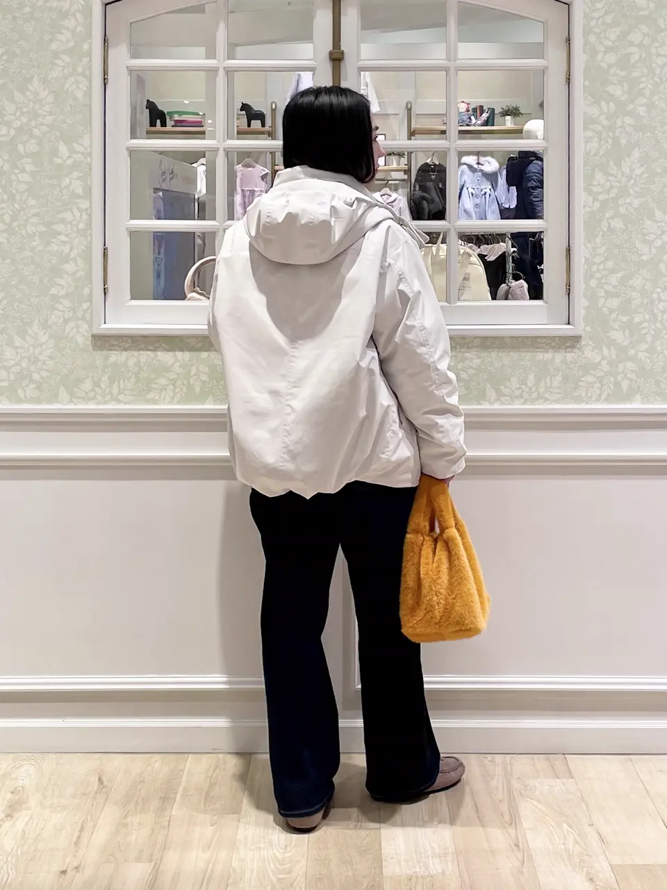 ANY MIKA コーディネート画像