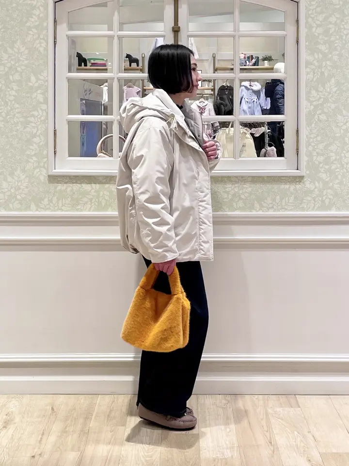 ANY MIKA コーディネート画像