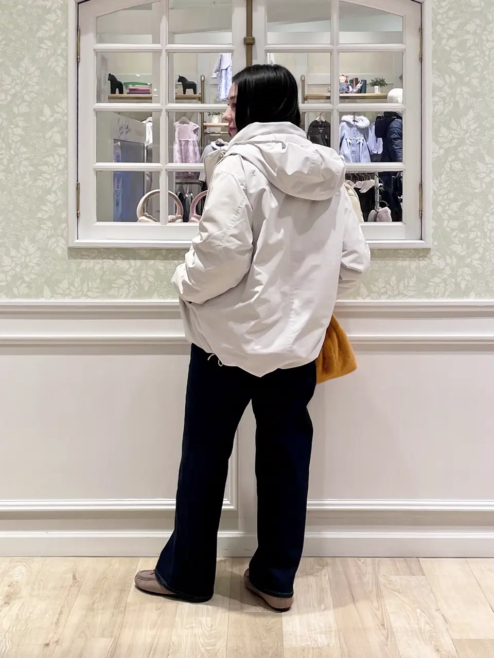 ANY MIKA コーディネート画像