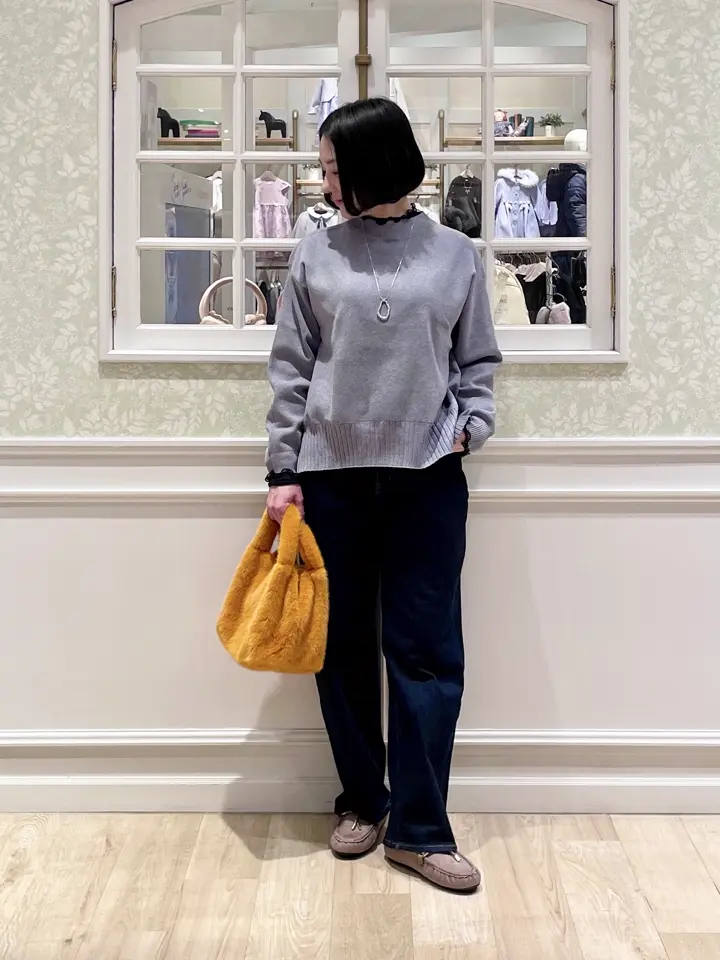 ANY MIKA コーディネート画像