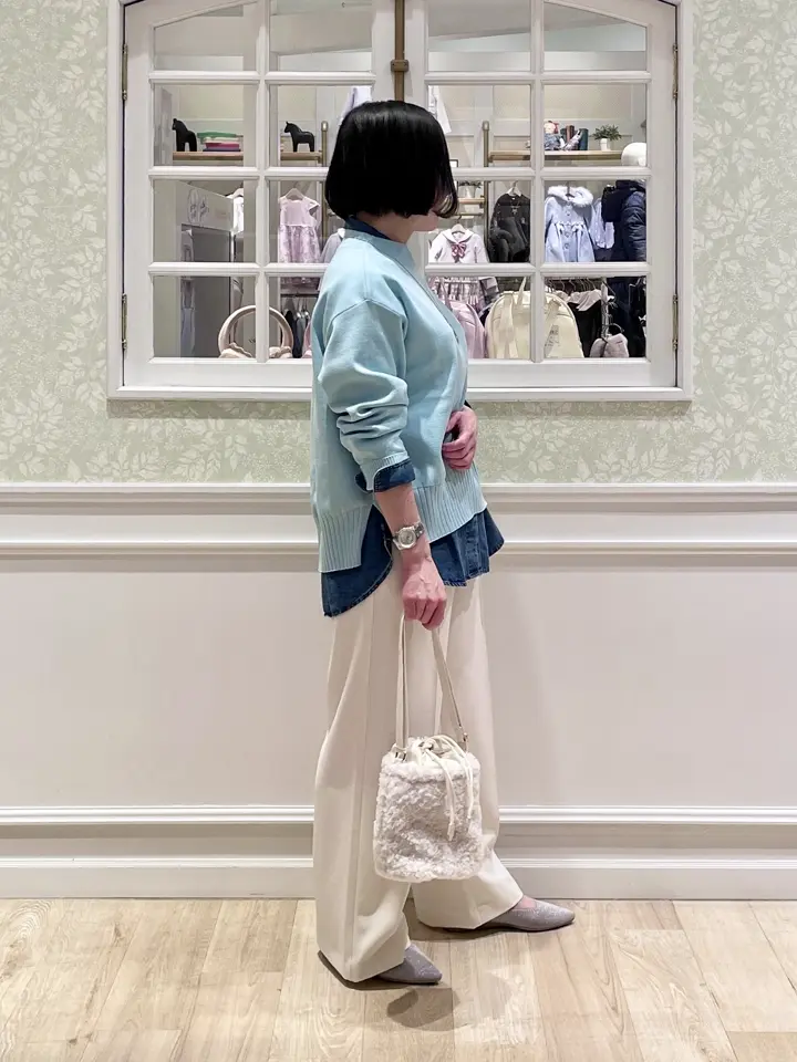 ANY MIKA コーディネート画像