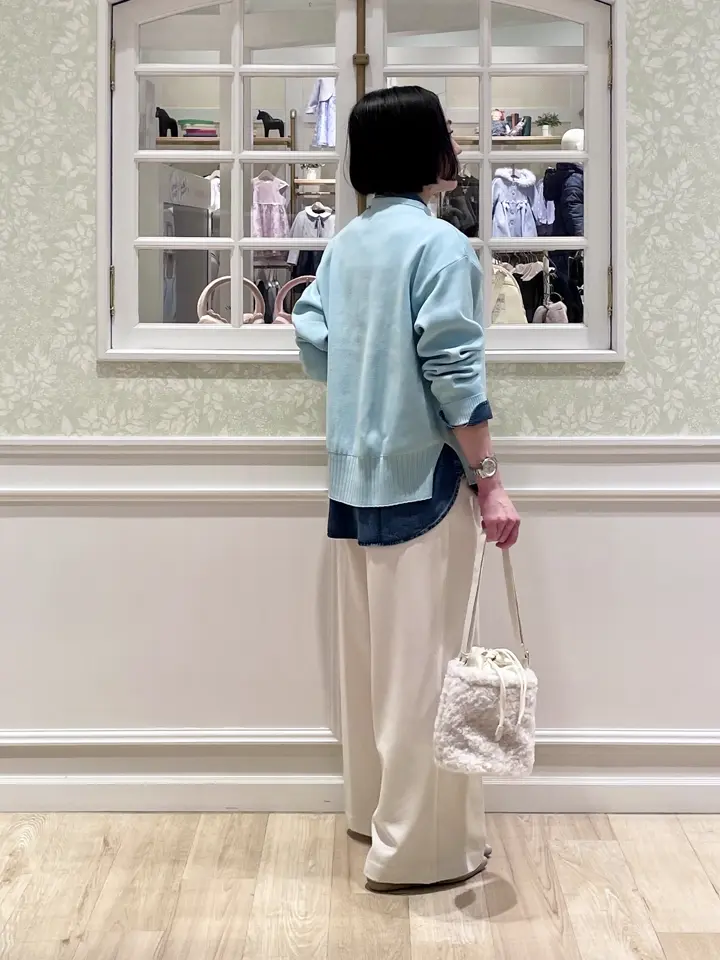 ANY MIKA コーディネート画像