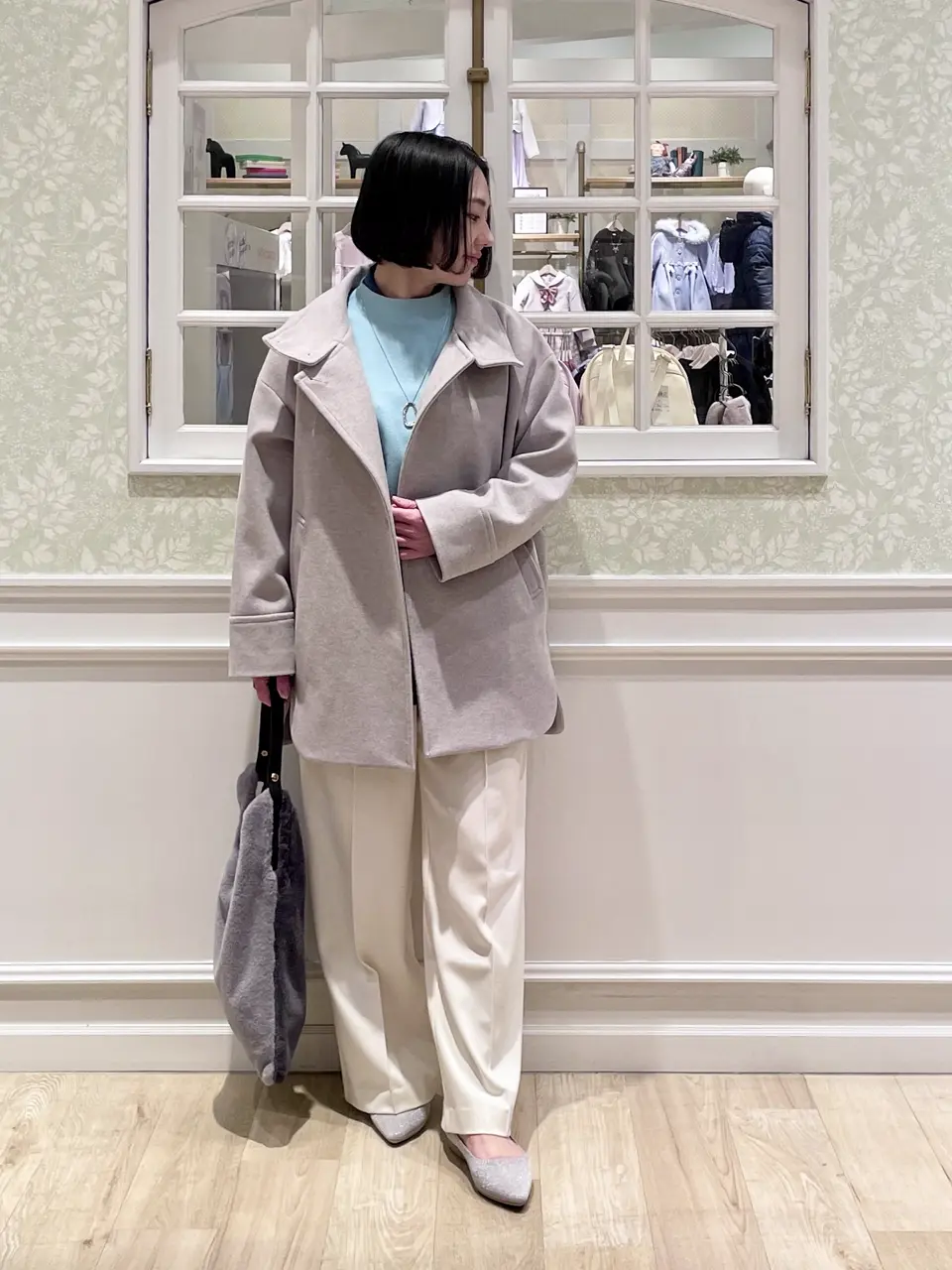 ANY MIKA コーディネート画像