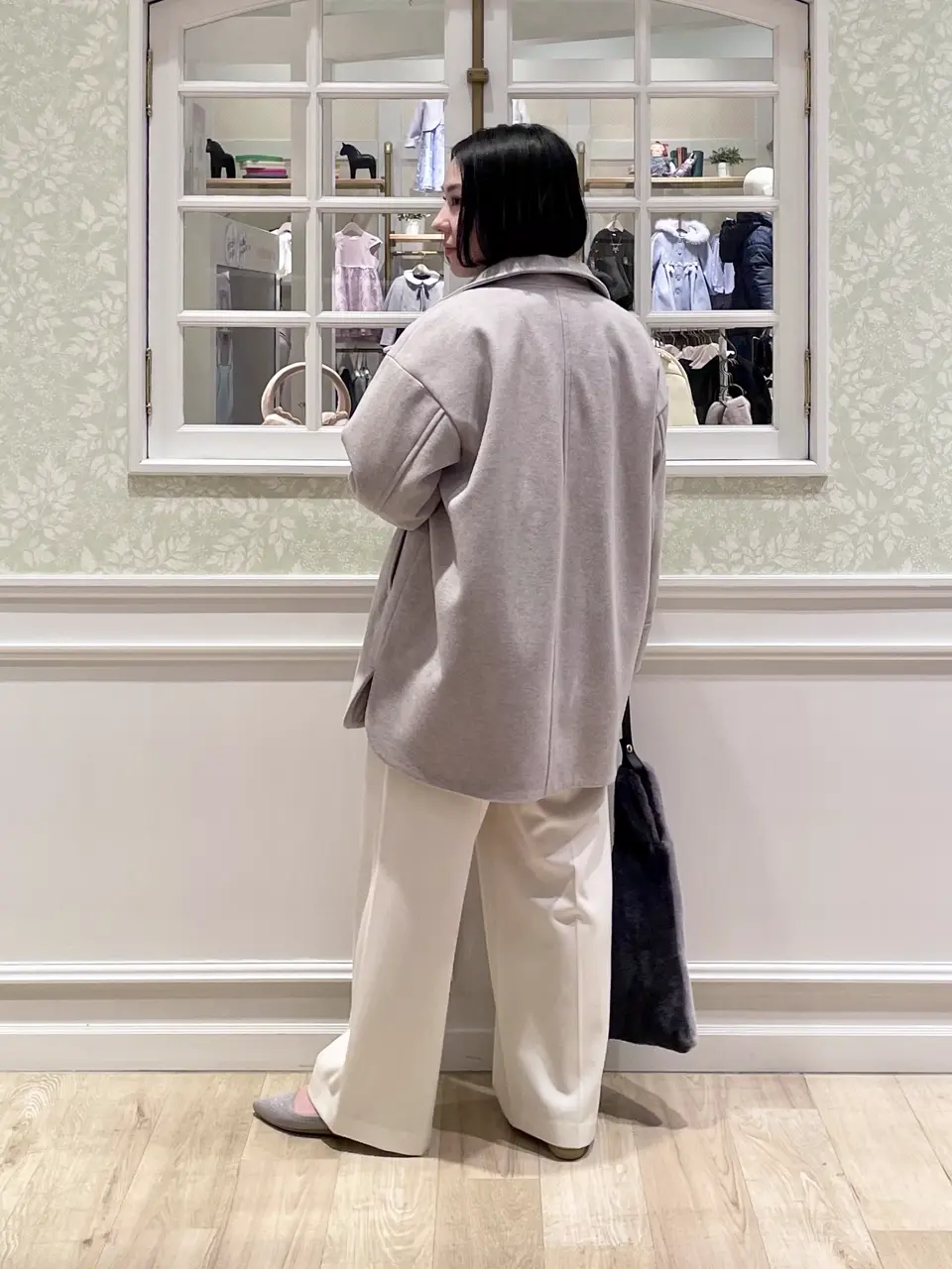 ANY MIKA コーディネート画像