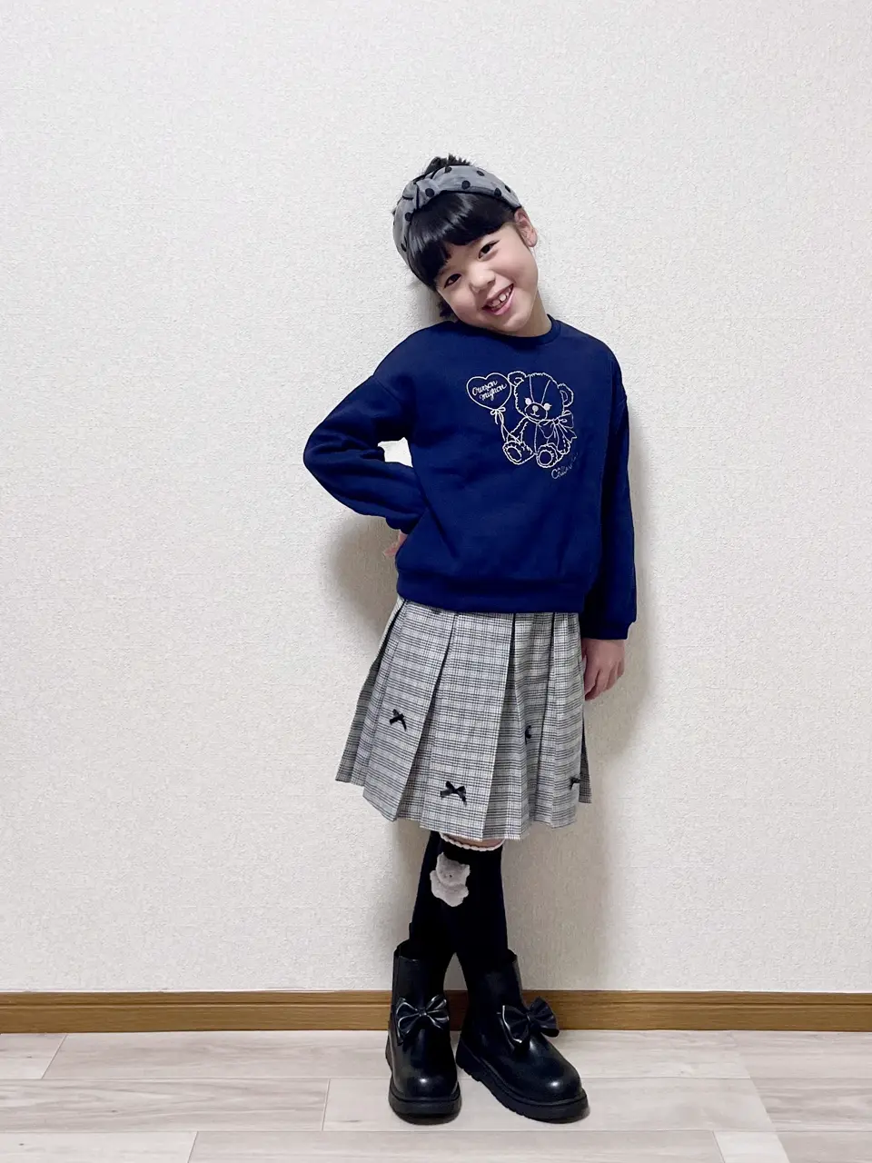  MIKA コーディネート画像