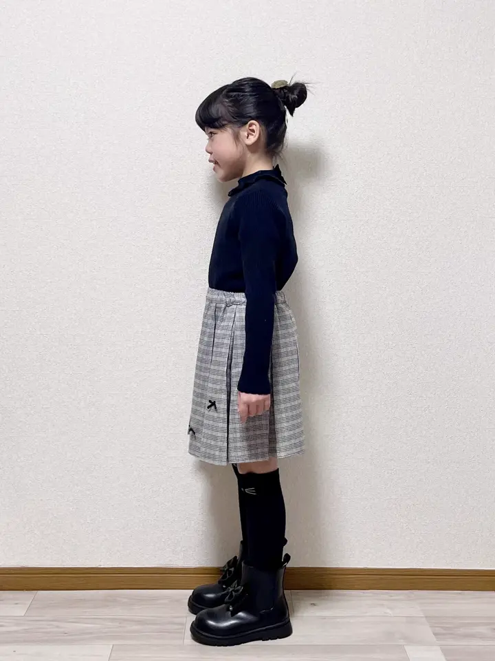 ANY MIKA コーディネート画像