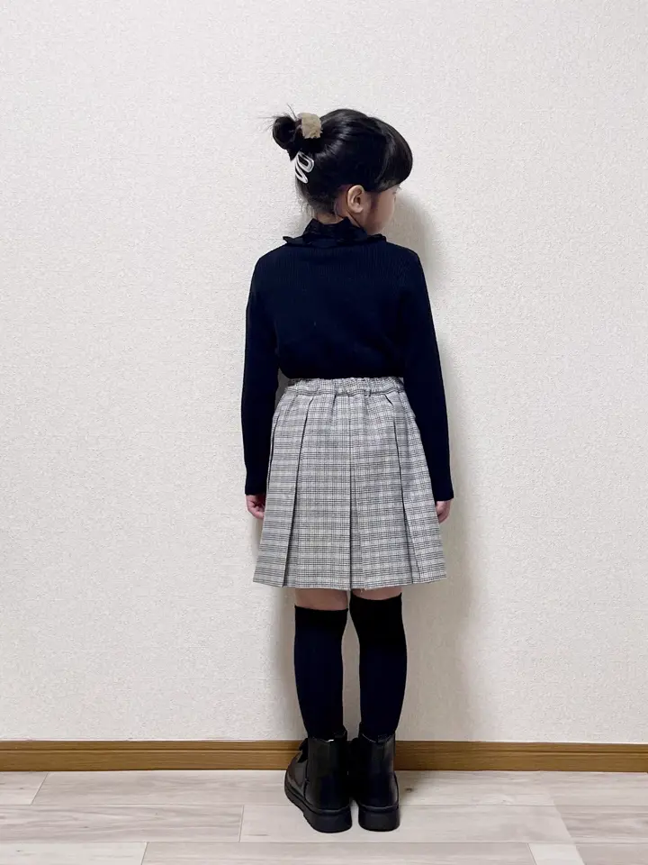 ANY MIKA コーディネート画像