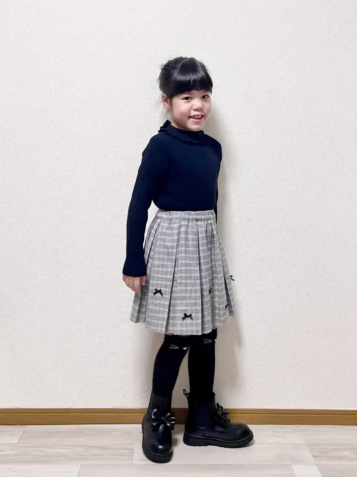 ANY MIKA コーディネート画像