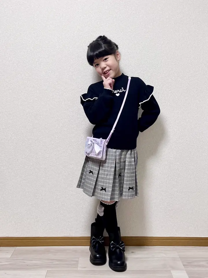 ANY MIKA コーディネート画像