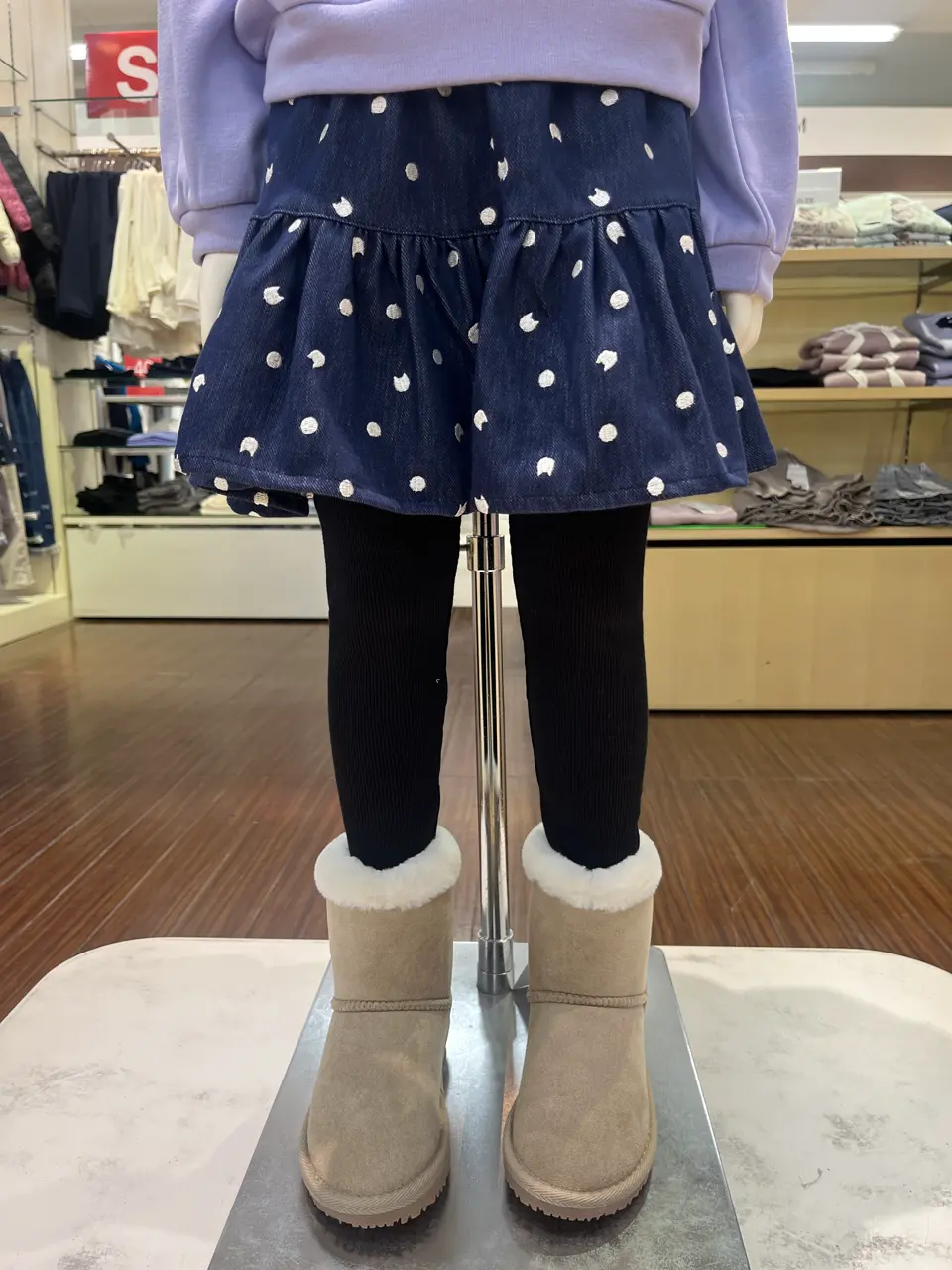 ANY スタッフ コーディネート画像