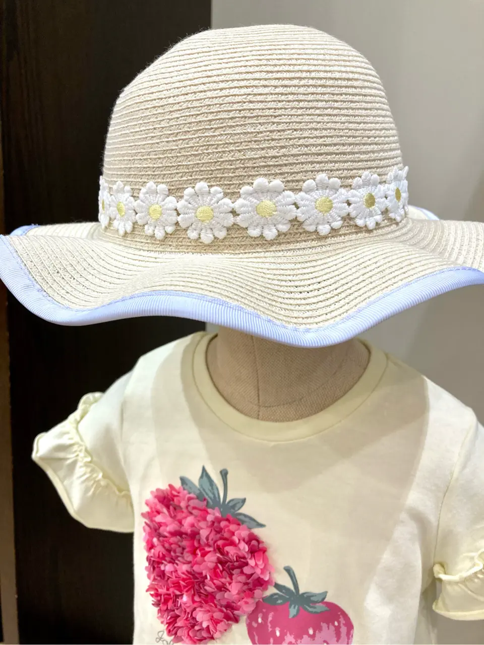 ANY 杉原 コーディネート画像