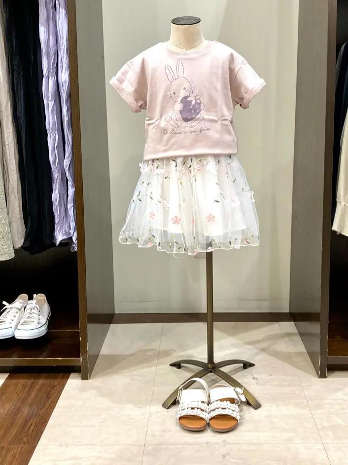 ANY 杉原 コーディネート画像