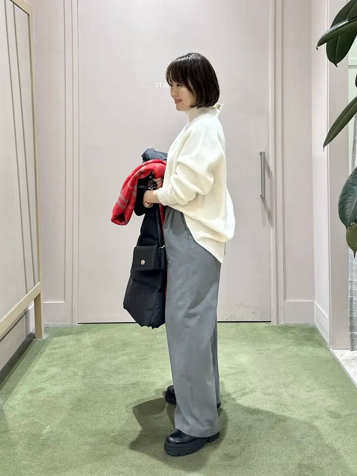 ANY フジコ コーディネート画像